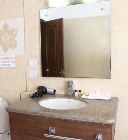 Fabhotel Goodwill Gk 1