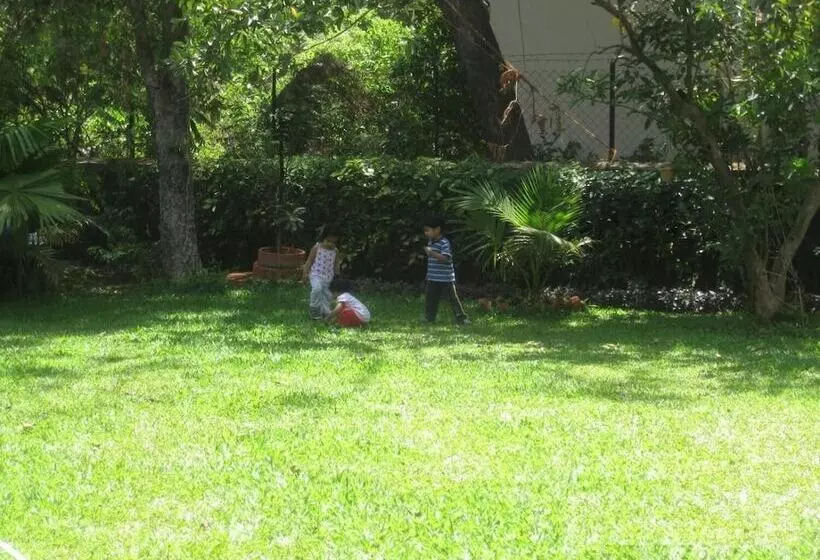 هتل Ferreira Resort