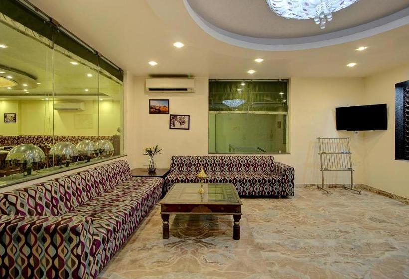 هتل Capital O 11744 Heritage Heights