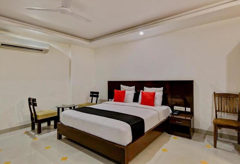 هتل Capital O 11744 Heritage Heights