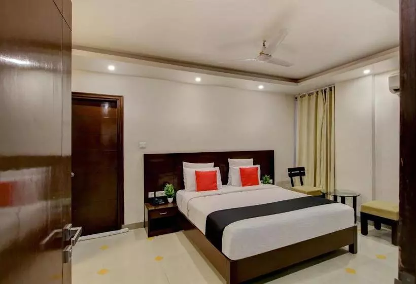هتل Capital O 11744 Heritage Heights