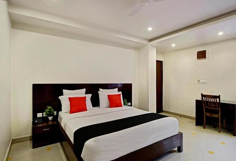 هتل Capital O 11744 Heritage Heights