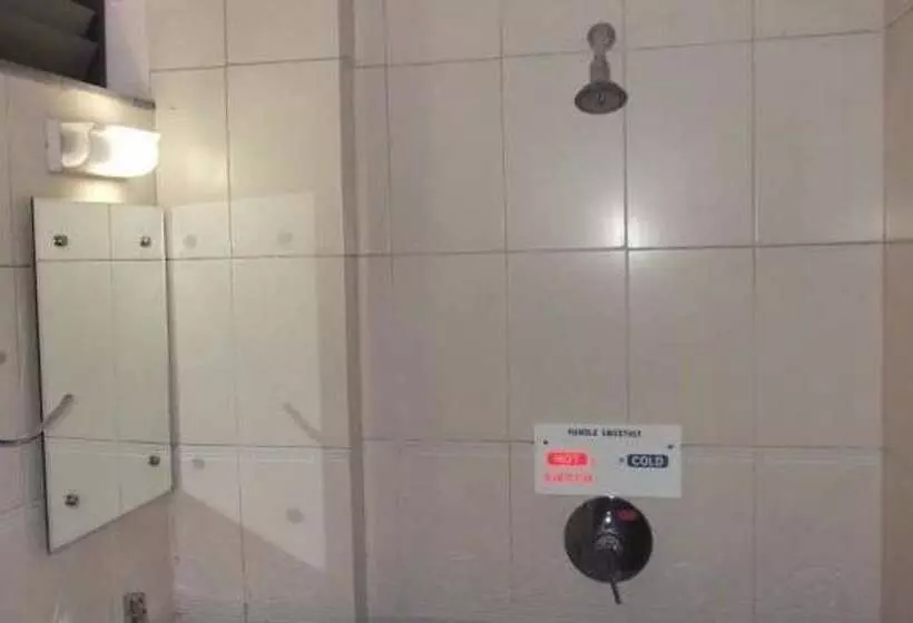 Hotelli Rajshree Lodging