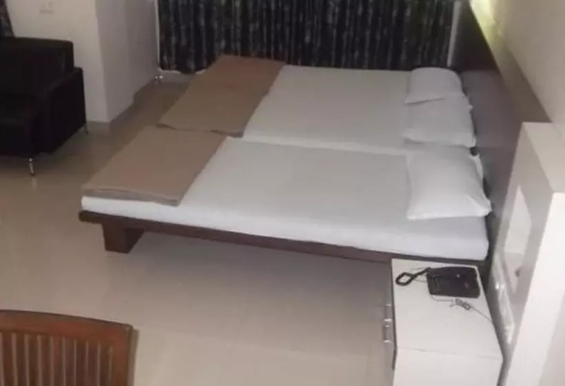Hotelli Rajshree Lodging