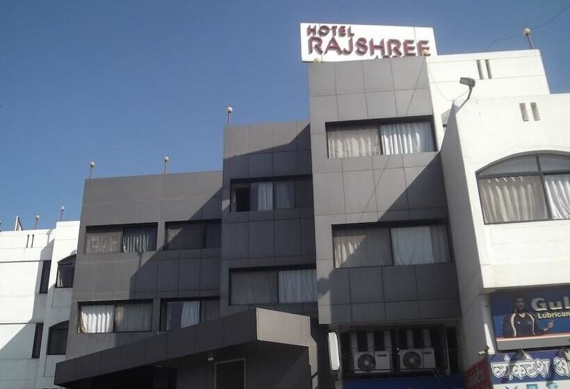 Отель Rajshree Lodging