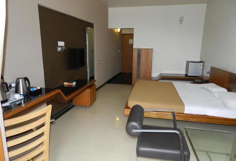 فندق Rock Regency Hampi