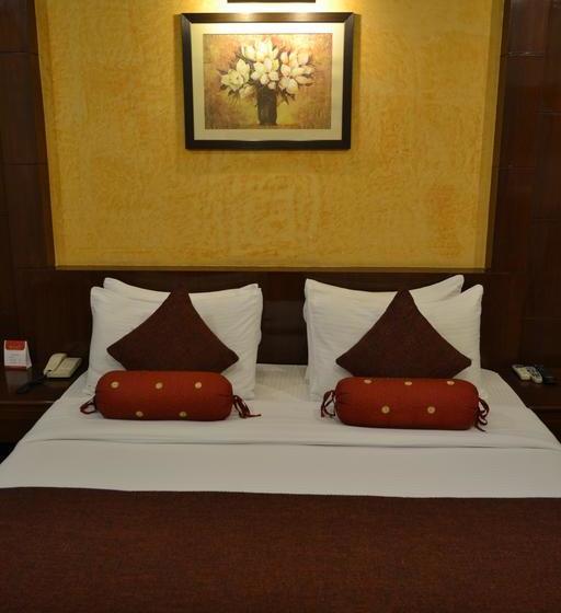 בית מלון כפרי Sobti Continental