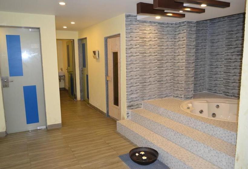 בית מלון כפרי Sobti Continental