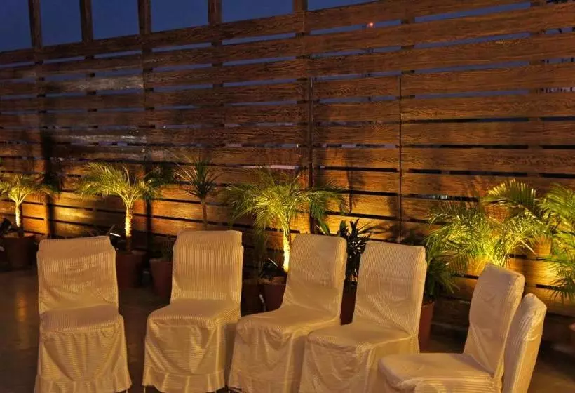Hôtel Surya Prime