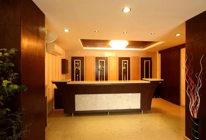 Hôtel Surya Prime