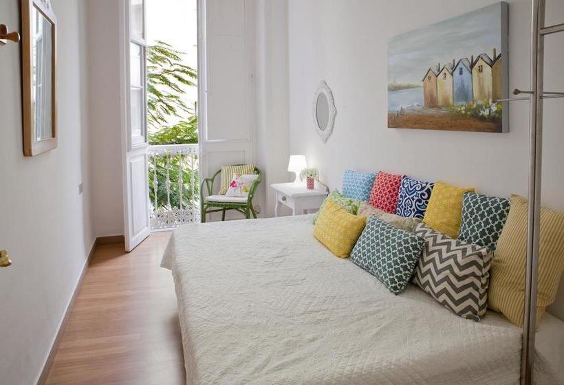 Bed and Breakfast Pensión Casablanca