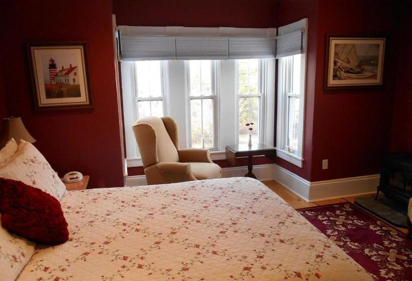 Bayberry House Bed And Breakfast