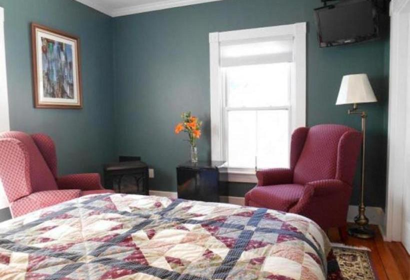 Bayberry House Bed And Breakfast