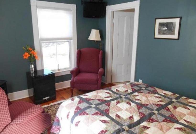 Bayberry House Bed And Breakfast