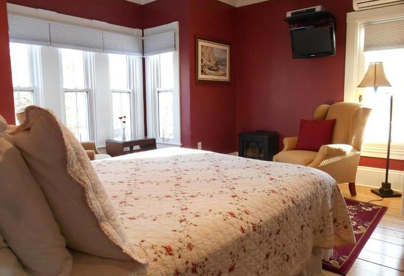 Bayberry House Bed And Breakfast