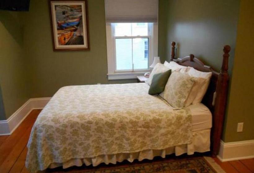 Bayberry House Bed And Breakfast