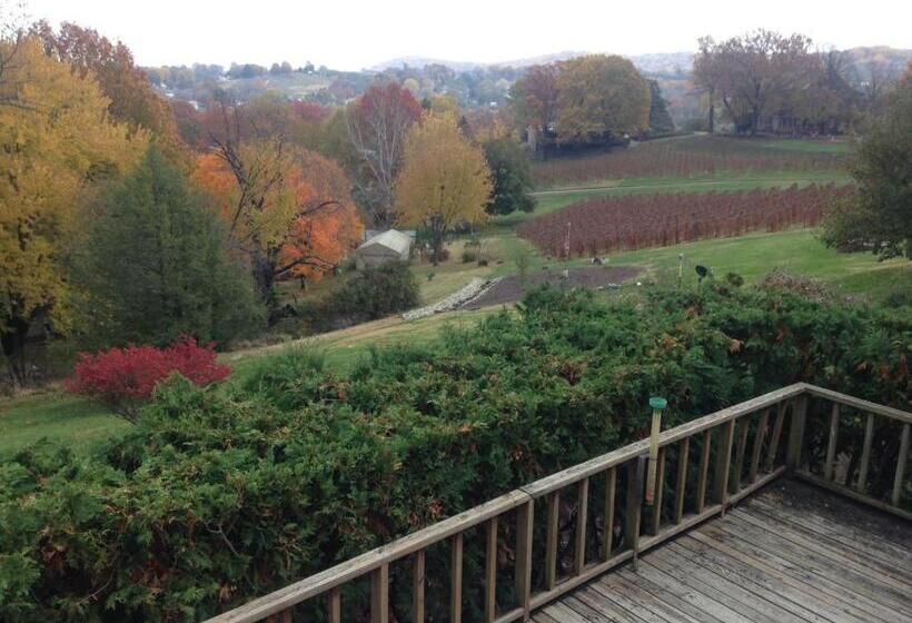 住宿加早餐  Stone Hill Overlook