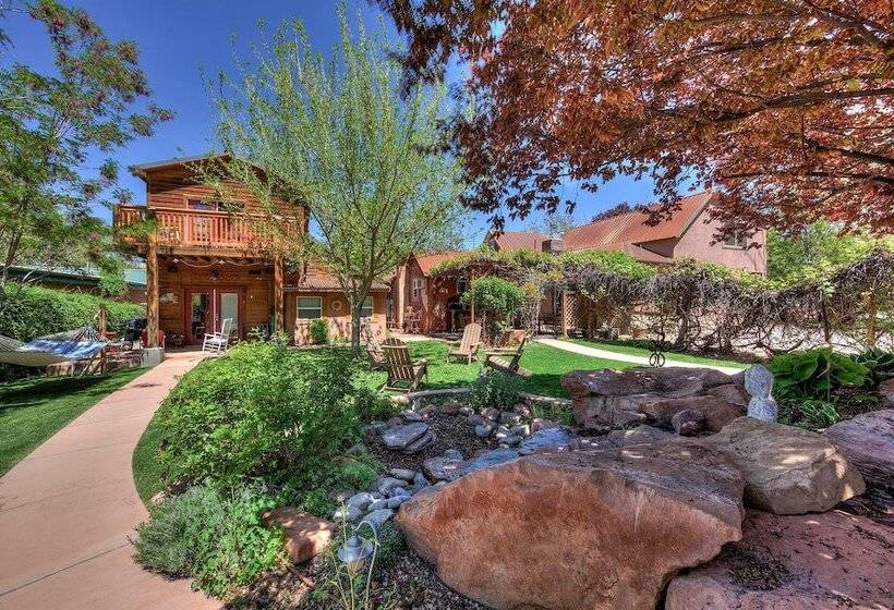 Cali Cochitta Vacation Rentals