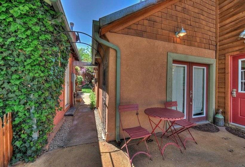 Cali Cochitta Vacation Rentals