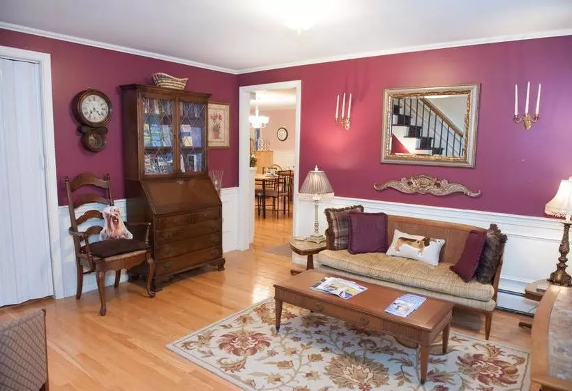 Cranberry Manor Bed And Breakfast Cape Cod