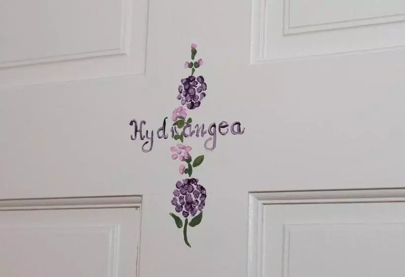 Cranberry Manor Bed And Breakfast Cape Cod