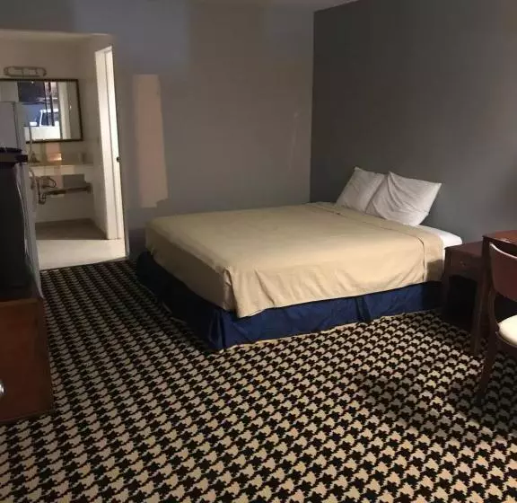 Eunice Plaza Motel