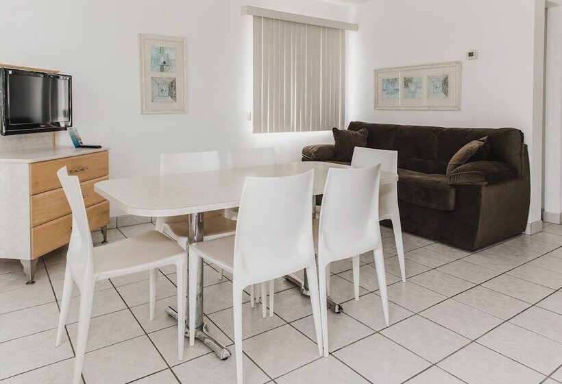 Aa Heart Of Wildwood Motels