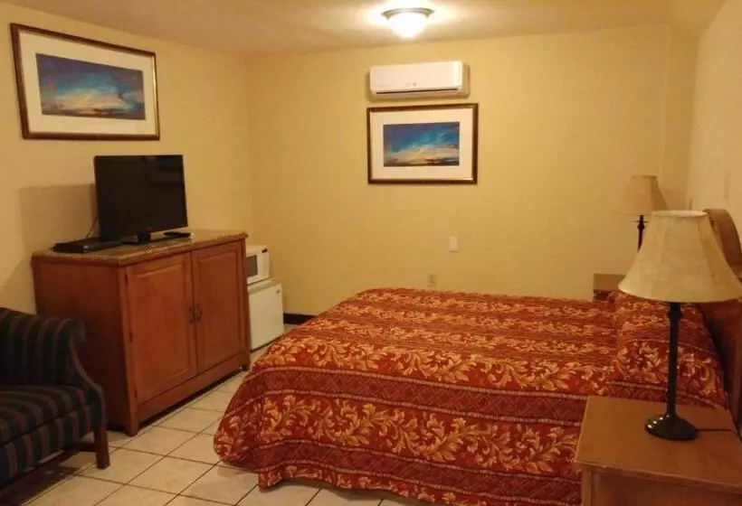 Hotelli Country Regency Inn & Suites