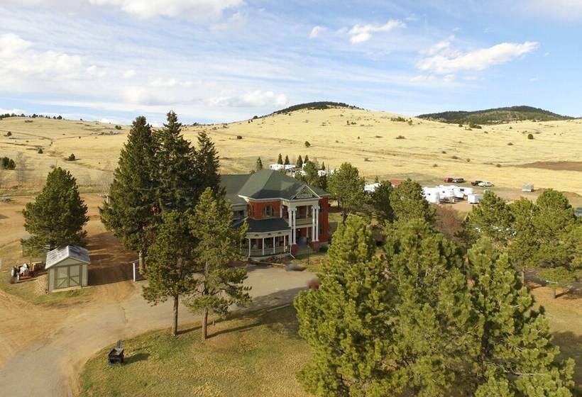 Отель Cripple Creek Hospitality House & Travel Park