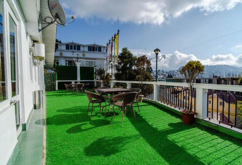 هتل Little Tibet Resort Mall Road