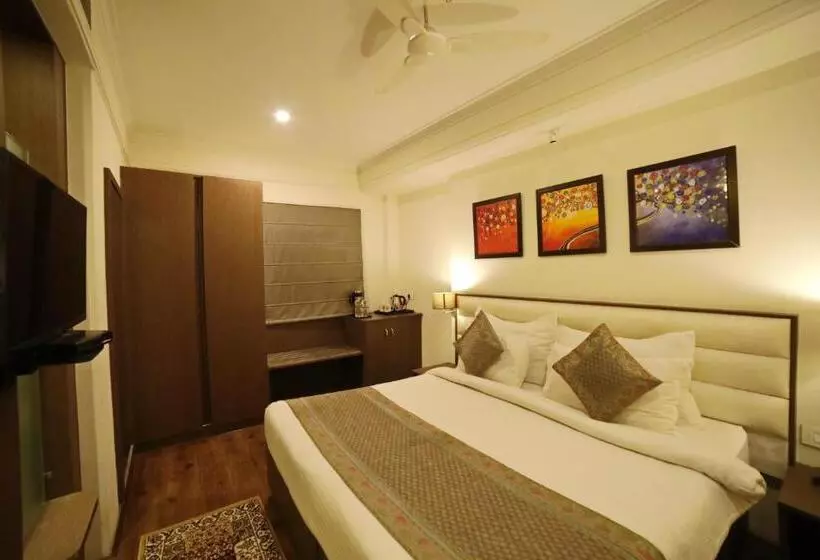 New Hotel Broadway