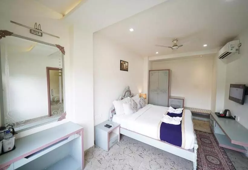 New Hotel Broadway