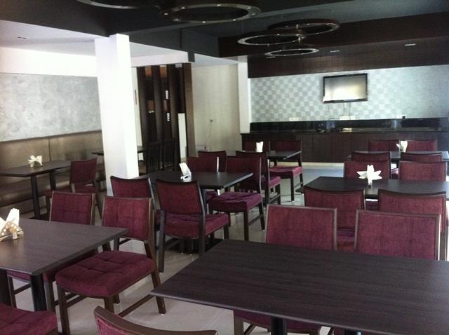 Hotel Oyster Airport