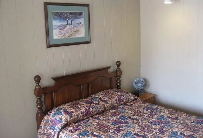 Inn Town Motel