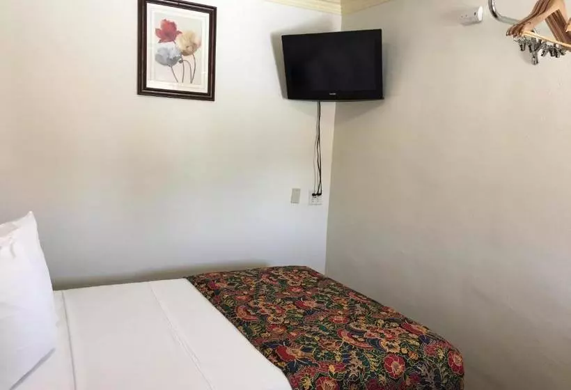 Mayfair Motel