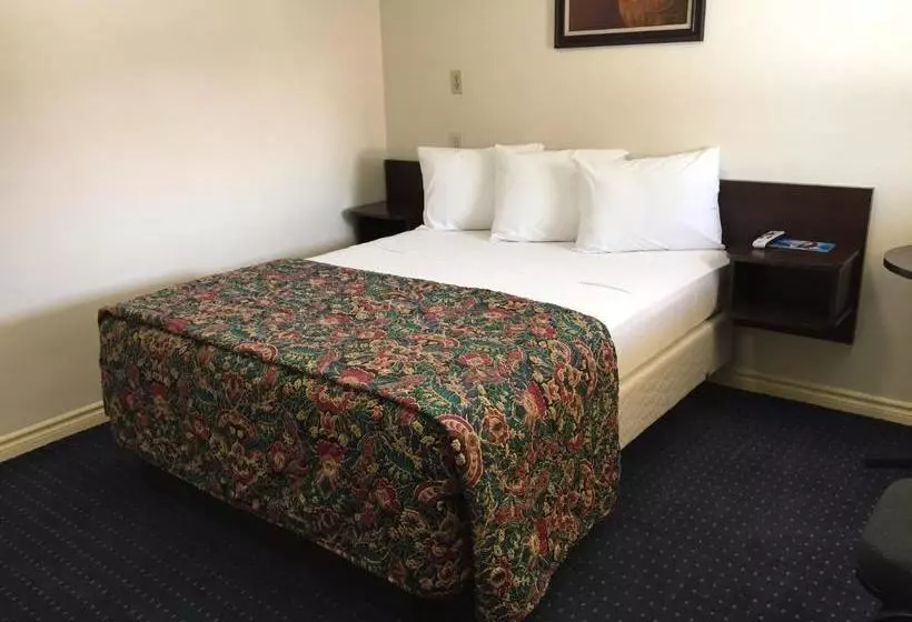 Mayfair Motel