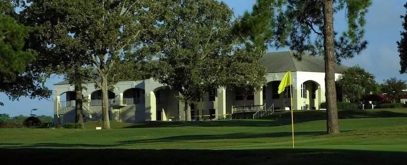 モーテル Briarwood Inn Of Geneva