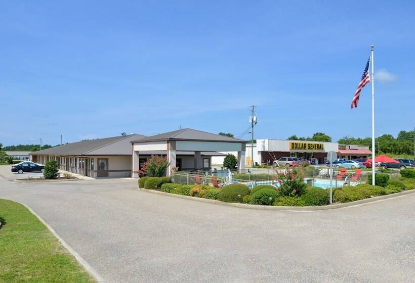 汽车旅馆  Briarwood Inn Of Geneva