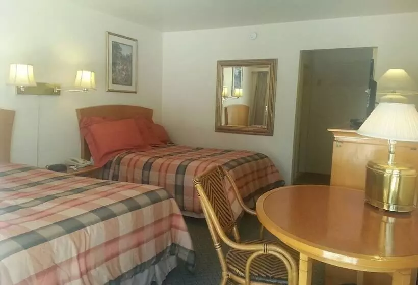 モーテル Colusa Riverside Inn