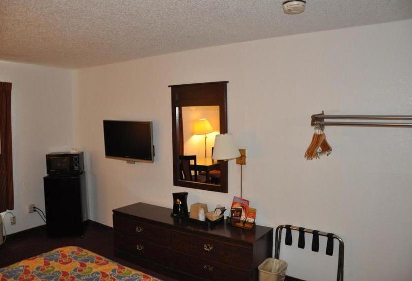 فندق على الطريق Heritage Inn