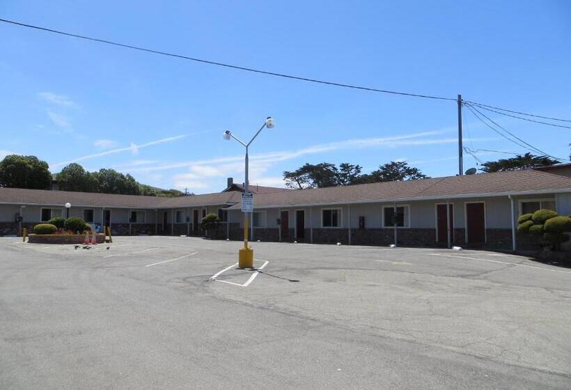 فندق على الطريق Old Marina Inn