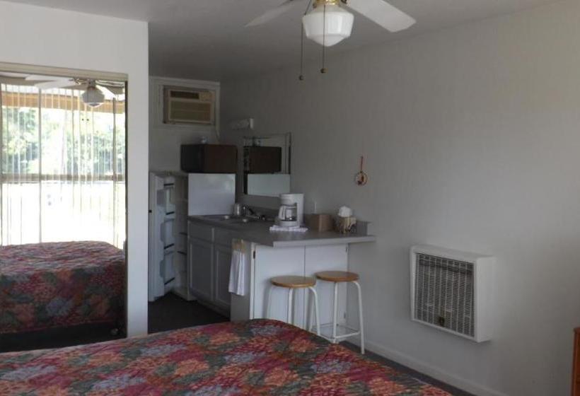 מוטל Twin Lakes Inn