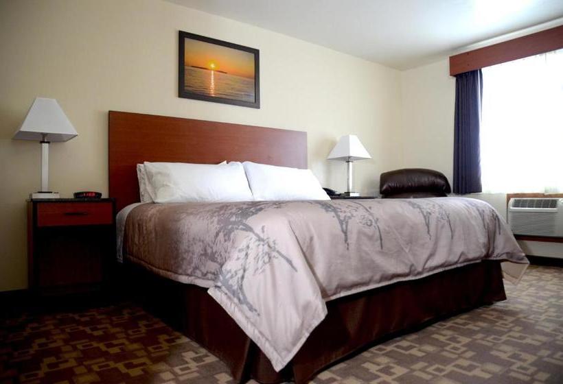 North Star Hotel Pictured Rocks