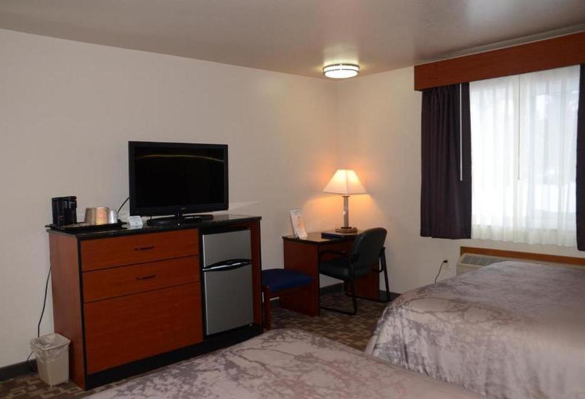 North Star Hotel Pictured Rocks