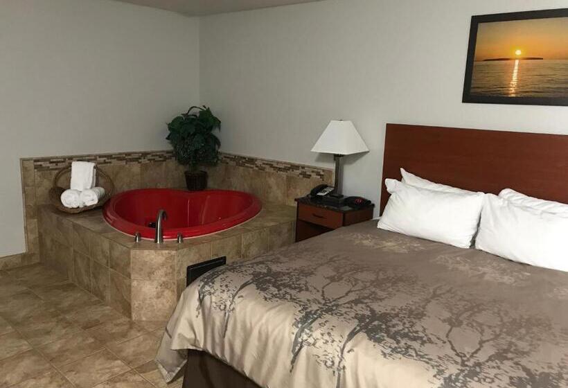 North Star Hotel Pictured Rocks