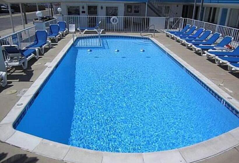 منتجع Apollo Motel