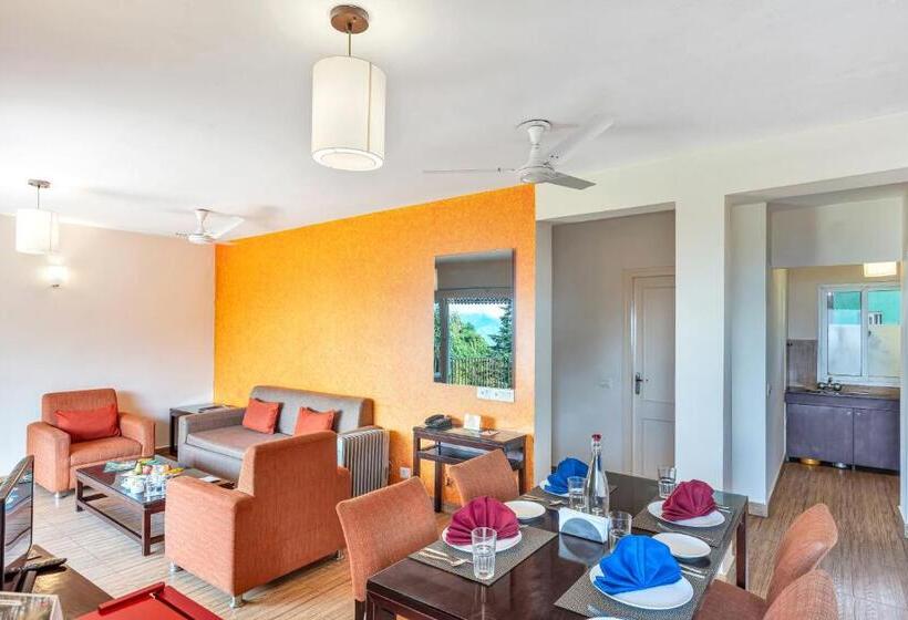 استراحتگاه Club Mahindra Mussoorie