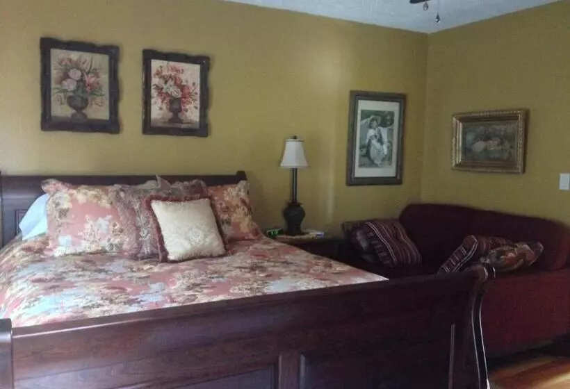 The Destination B&b Llc