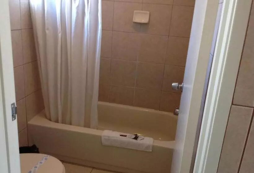 Apple Valley Motel