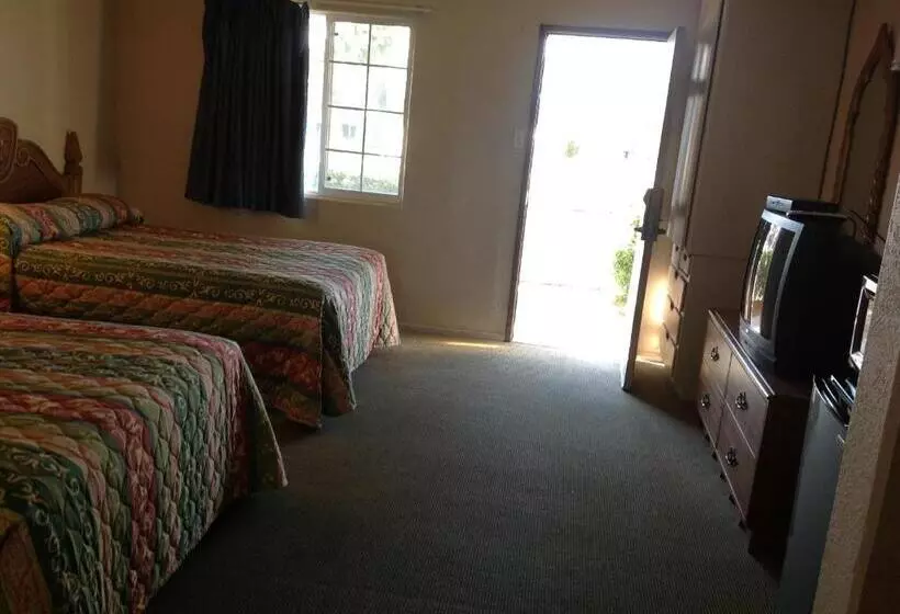 Apple Valley Motel